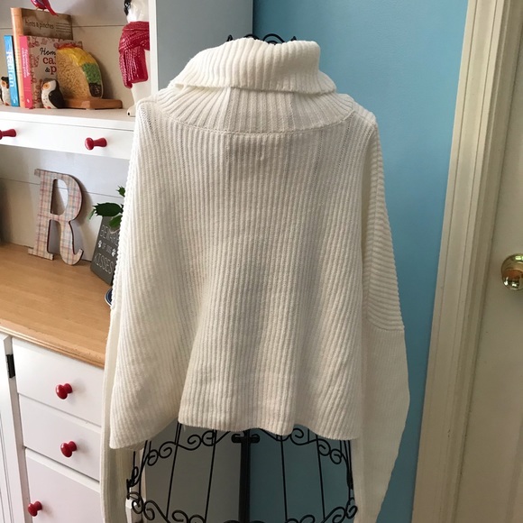 Heavy sweater - Picture 2 of 12